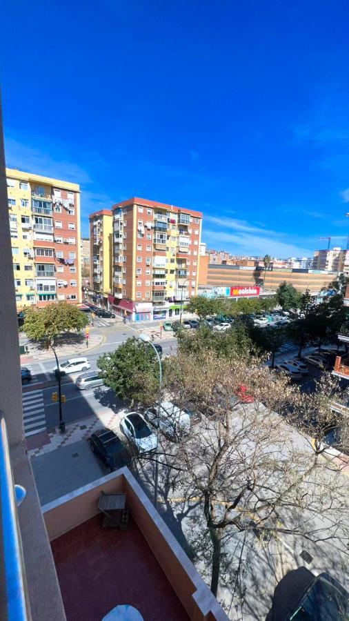 Huelin Beach Suite Aeropuerto Malaga Bagian luar foto