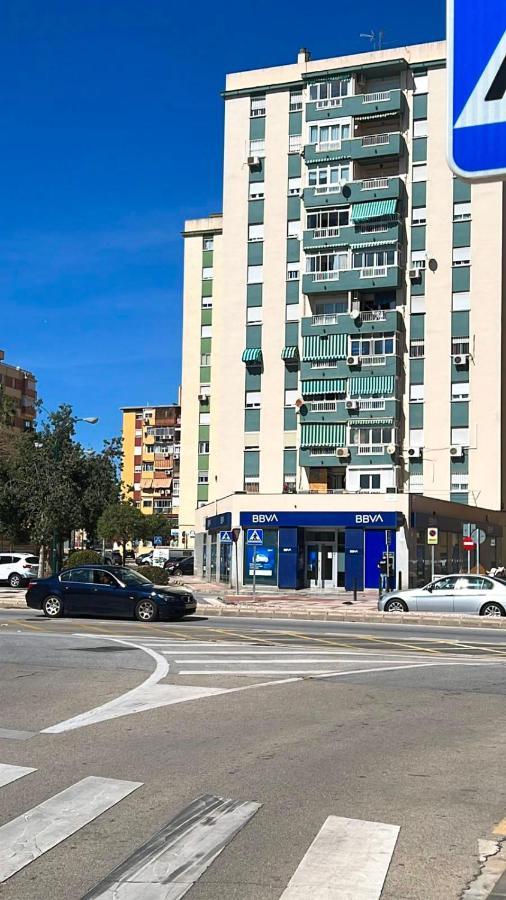 Huelin Beach Suite Aeropuerto Malaga Bagian luar foto