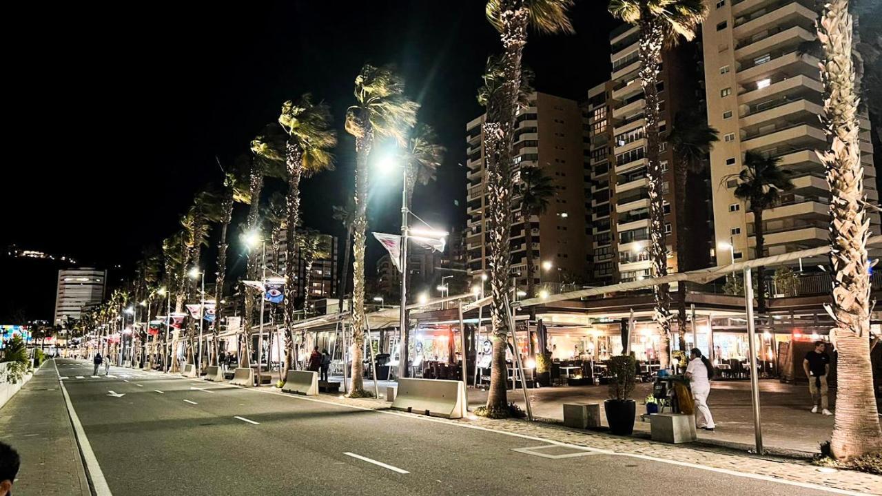 Huelin Beach Suite Aeropuerto Malaga Bagian luar foto