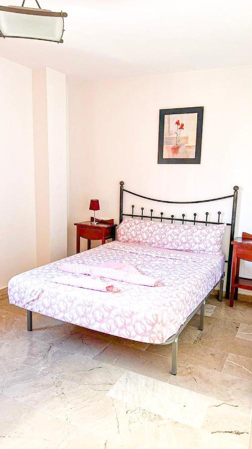 Huelin Beach Suite Aeropuerto Malaga Bagian luar foto